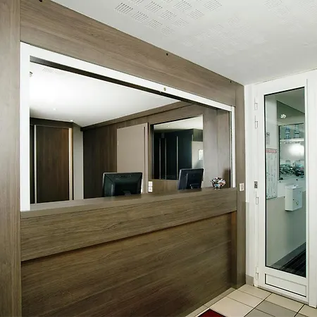 Apartment Sejours & Affaires Charles De Gaulle
