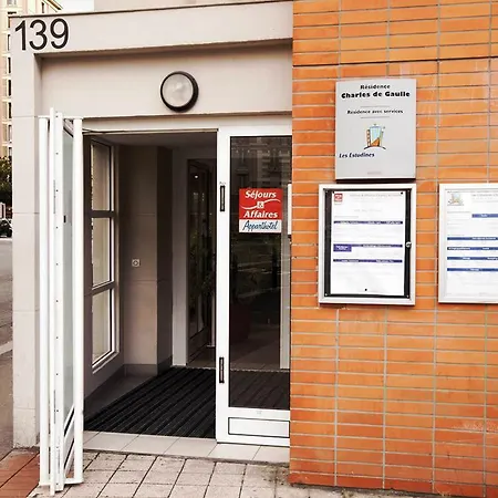Apartment Sejours & Affaires Charles De Gaulle *